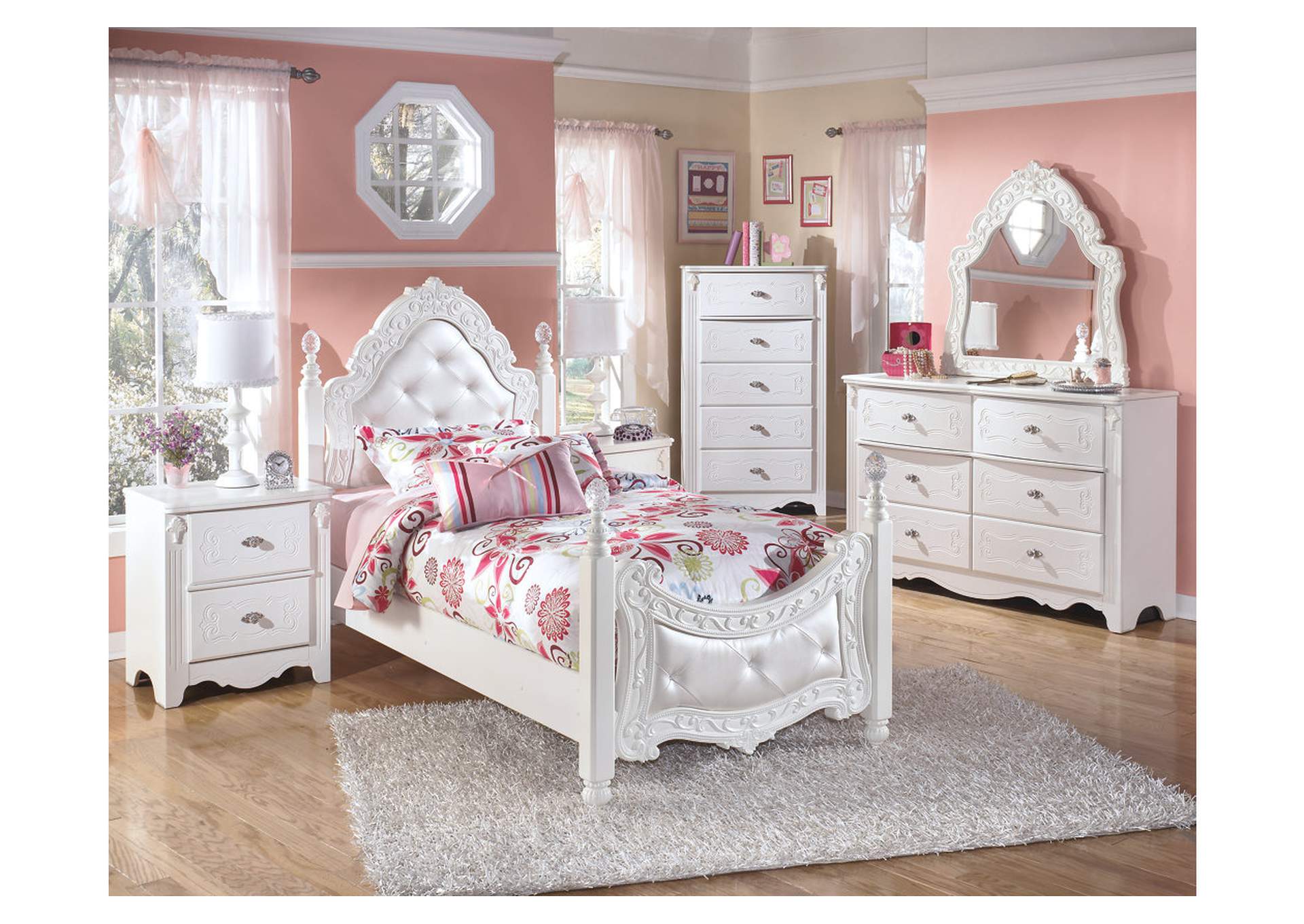 Exquisite Full Poster Bed w/Dresser and Mirror   PEDIDO ESPECIAL